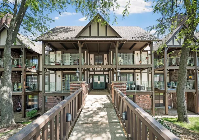 1430-heritage-101-saint-charles-mo-63303/hzid_c2da889b