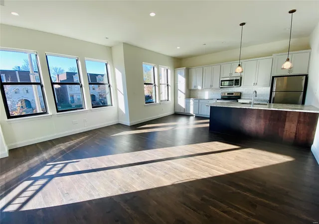 4301-maryland-ave-2-saint-louis-mo-63108/hzid_67d9e7e5