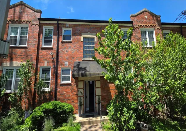 6921-southland-ave-g-st-louis-mo-63109/hzid_51a55a61