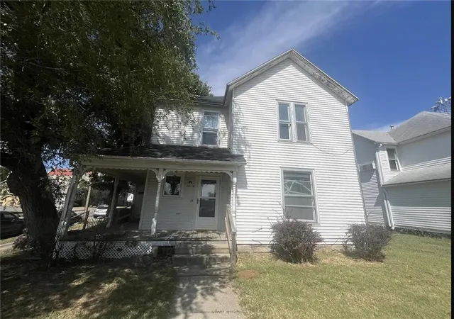 201-e-culton-203-n-college-st-warrensburg-mo-64093/hzid_5802b05b