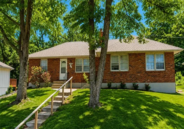 5406-ditzler-ave-raytown-mo-64133/hzid_de069cbe