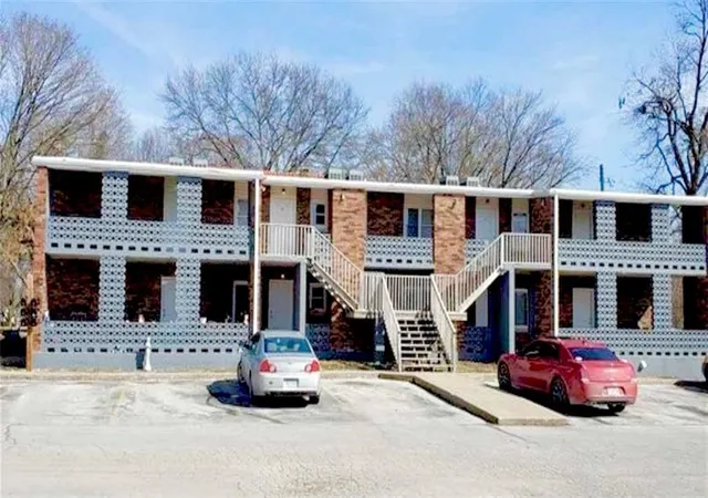 310-e-franklin-st-clinton-mo-64735/hzid_5a88ec75