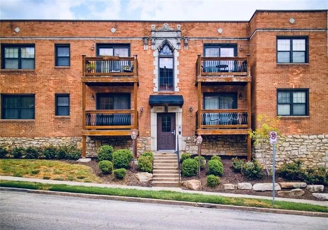 1108-w-46th-st-6-kansas-city-mo-64112/hzid_ca0785d7