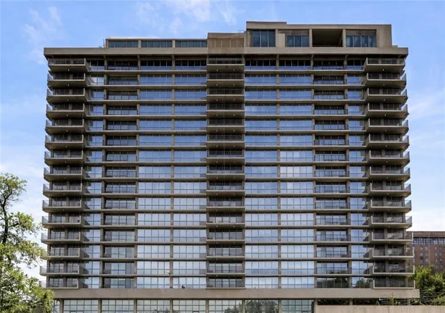 600-admiral-blvd-907-kansas-city-mo-64106/hzid_ab306d16