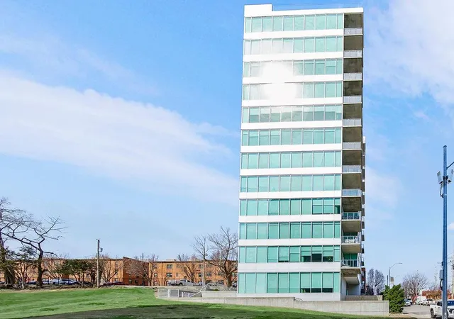 4646-broadway-blvd-3s-kansas-city-mo-64112/hzid_065ade3a