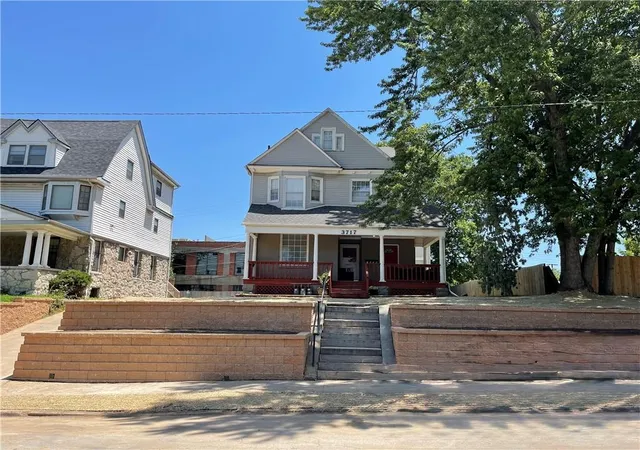 3717-baltimore-ave-kansas-city-mo-64111/hzid_fd3a6f6e