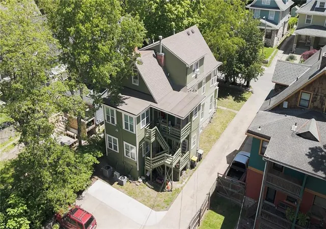 3226-campbell-st-kansas-city-mo-64109/hzid_e177379c