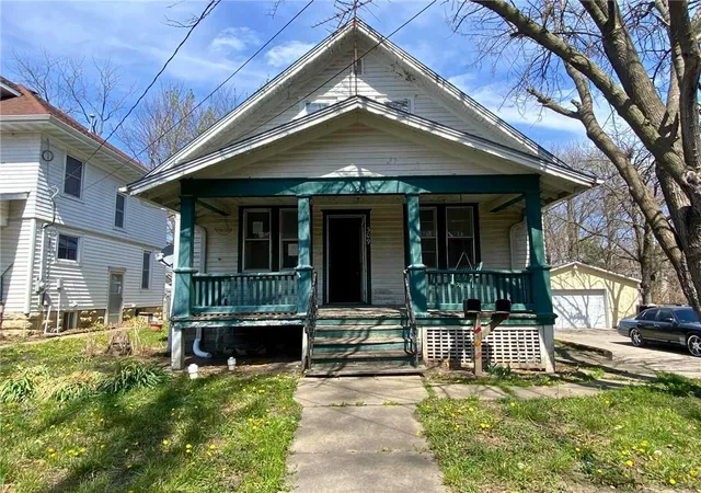 309-e-culton-st-warrensburg-mo-64093/hzid_033bfb00