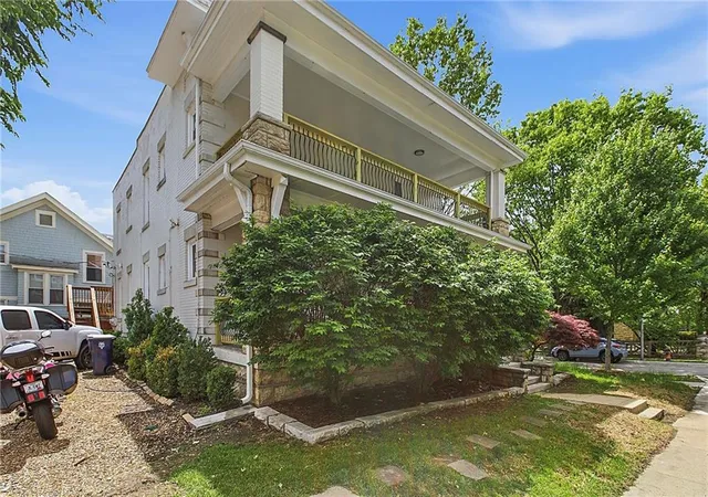 901-e-39th-street-kansas-city-mo-64109/hzid_d36fa734