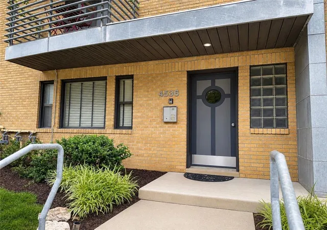 4536-broadway-3s-blvd-6c-kansas-city-mo-64111/hzid_8a1beea1