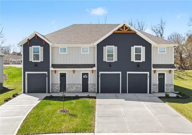 507-pine-dr-odessa-mo-64076/hzid_07481af0
