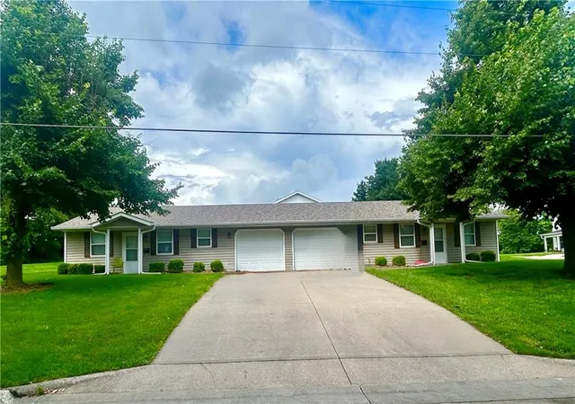 422-424-mattie-st-maryville-mo-64468/hzid_9f712176