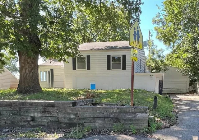 715-ne-44th-street-kansas-city-mo-64116/hzid_f54586b4