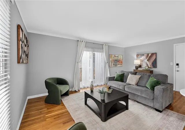 4430-jarboe-st-6-kansas-city-mo-64111/hzid_a2531b45