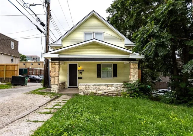 1111-w-44th-street-kansas-city-mo-64111/hzid_ade42857