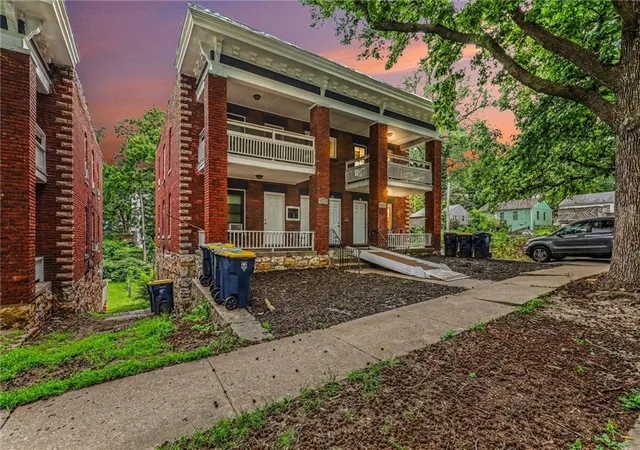 3915-norledge-ave-kansas-city-mo-64123/hzid_98cfb1a8