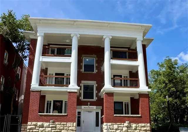 2408-e-29th-street-kansas-city-mo-64109/hzid_1f512126