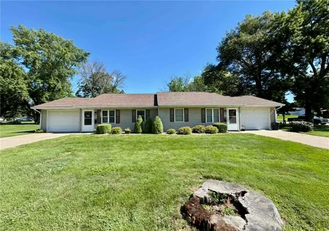 1017-e-edwards-st-maryville-mo-64468/hzid_40c6cbb4