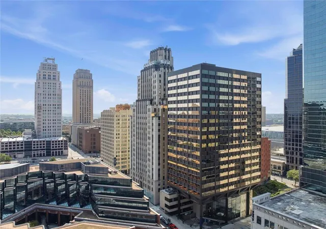 1101-walnut-st-604-kansas-city-mo-64106/hzid_91b2222b