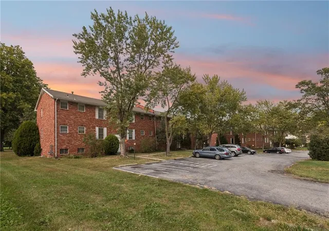8000-e-8034-88th-ter-kansas-city-mo-64138/hzid_3edb326c
