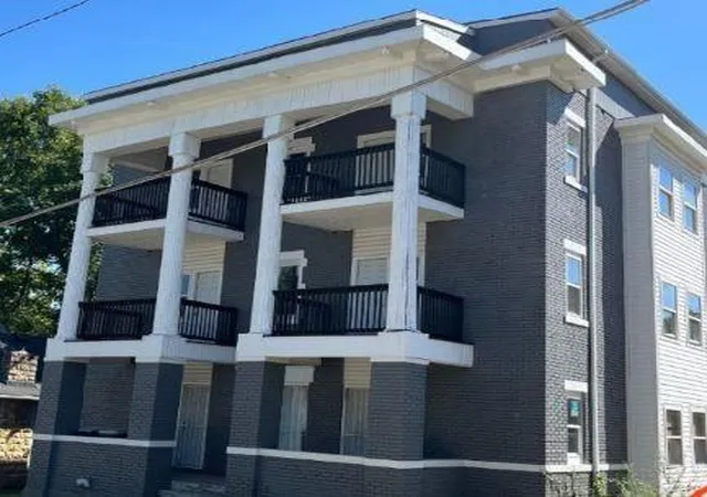 2305-e-37th-street-kansas-city-mo-64109/hzid_9818b56a