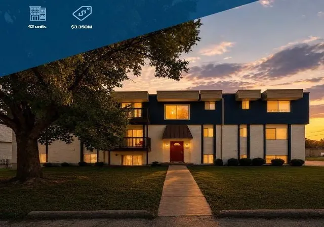 12407-e-43rd-street-independence-mo-64055/hzid_d44441f3