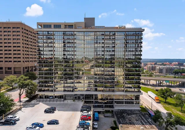 600-e-admiral-blvd-1604-kansas-city-mo-64106/hzid_dd0125b8