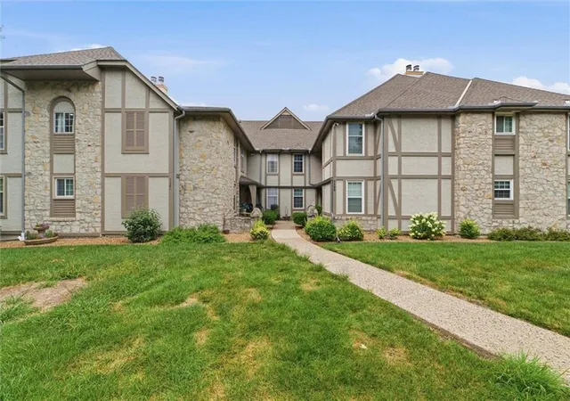 1121-nw-12th-street-c-blue-springs-mo-64015/hzid_6de50b5c