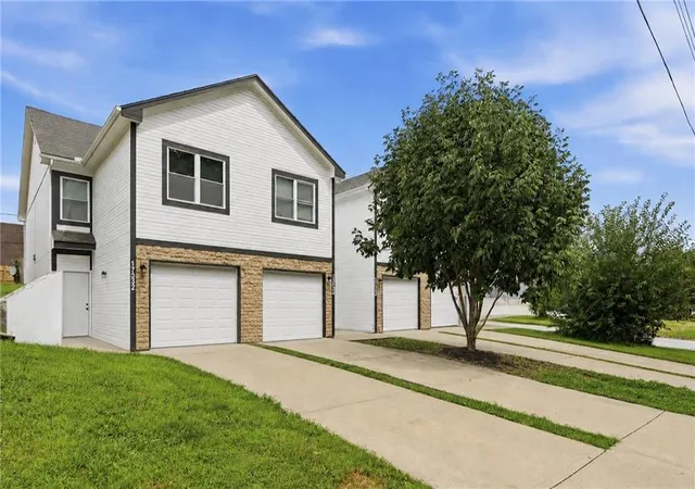 17322-e-susquehanna-dr-independence-mo-64056/hzid_3904a247