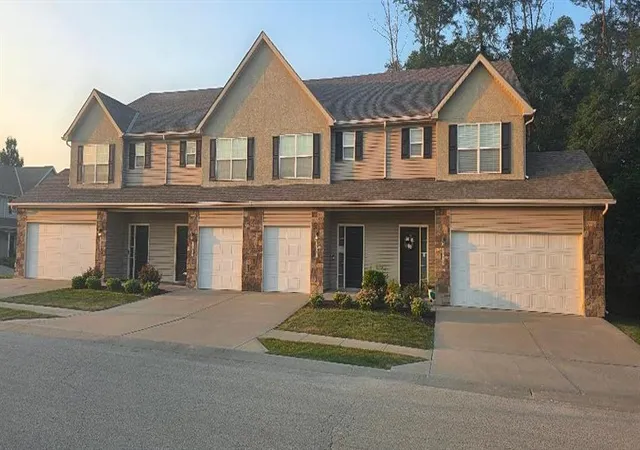 3910-nw-3912-3914-3916-94th-street-kansas-city-mo-64154/hzid_0c3f03a5