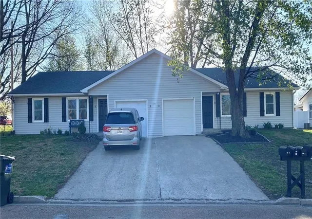 205-se-5th-street-concordia-mo-64020/hzid_53cd3065