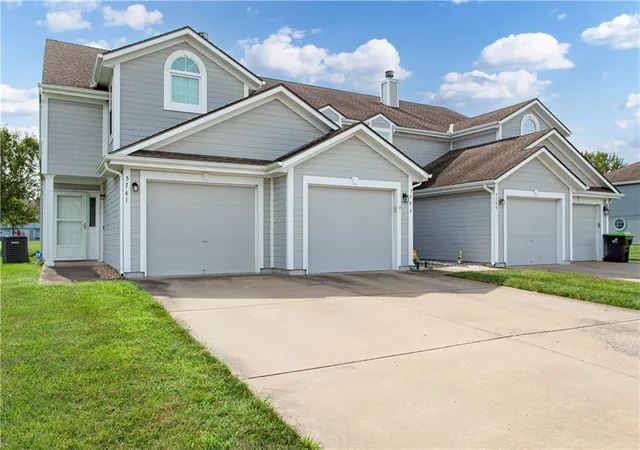 5743-nw-plantation-ln-197-b-lees-summit-mo-64064/hzid_b3b341a8