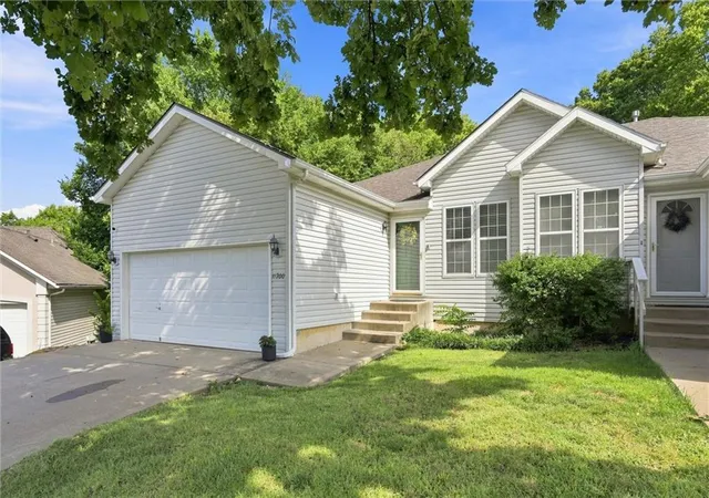 11700-e-85th-street-raytown-mo-64138/hzid_9348e1f9