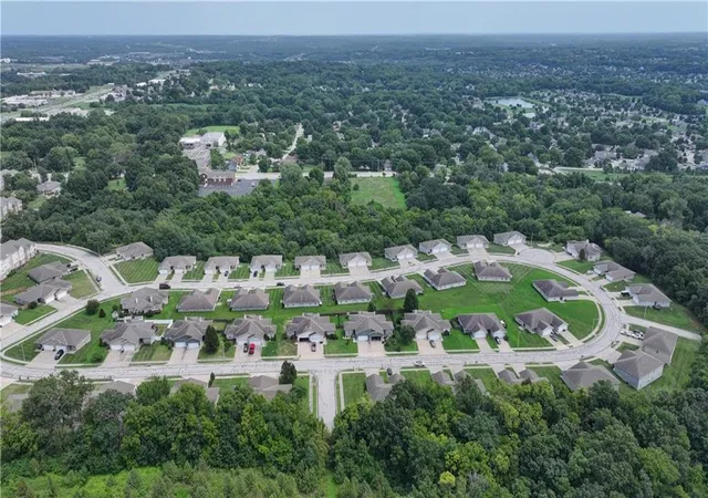 4880-queen-ridge-ave-kansas-city-mo-64136/hzid_20d4c72e