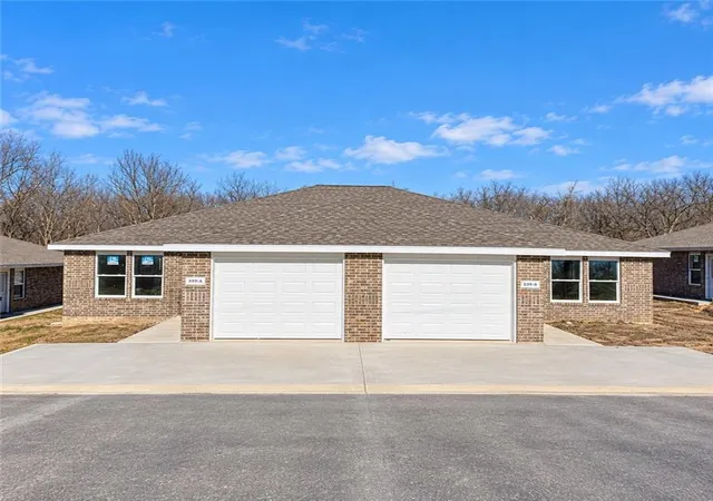 899-w-gay-st-warrensburg-mo-64093/hzid_7e0f8e80