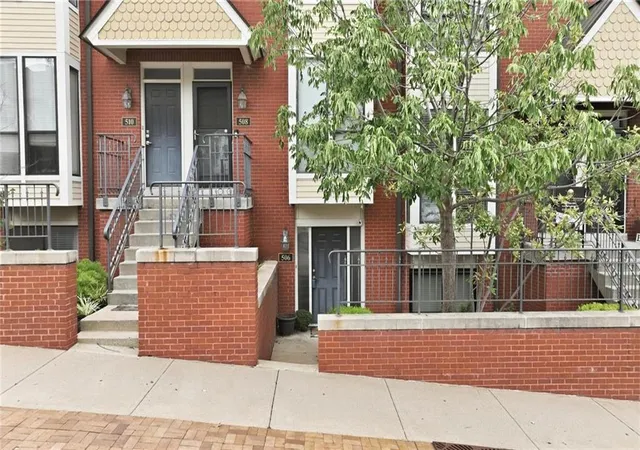 506-w-10th-street-kansas-city-mo-64105/hzid_7f6a9896