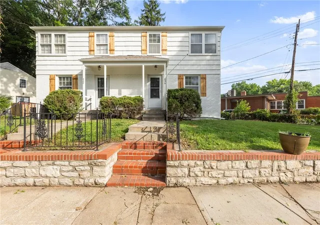 432-434-e-63rd-terrace-kansas-city-mo-64110/hzid_5935a90d