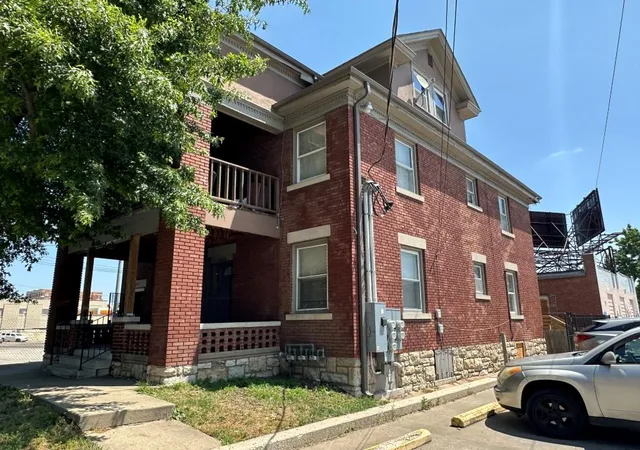 3809-washington-st-kansas-city-mo-64111/hzid_1015384b