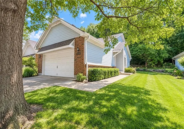 3009-redwood-dr-b-independence-mo-64057/hzid_0f1b2182