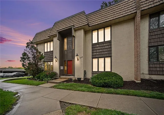 474-w-unit-a-104th-st-kansas-city-mo-64114/hzid_d46b4232