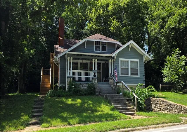 816-east-st-parkville-mo-64152/hzid_9a905af2