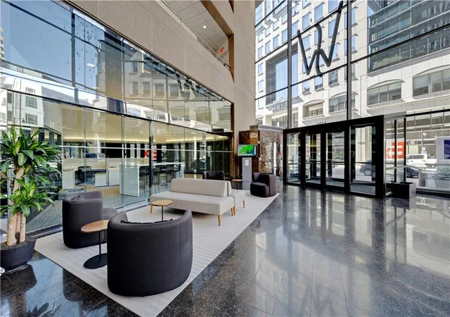 1101-walnut-st-1801-kansas-city-mo-64106/hzid_2422029e
