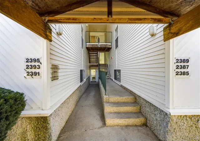 2393-ne-68th-street-kansas-city-mo-64118/hzid_aaf25860