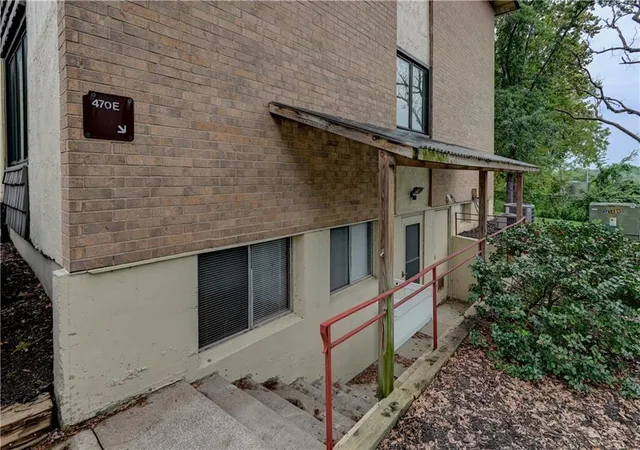 470-w-104th-street-e-kansas-city-mo-64114/hzid_7bb849ec