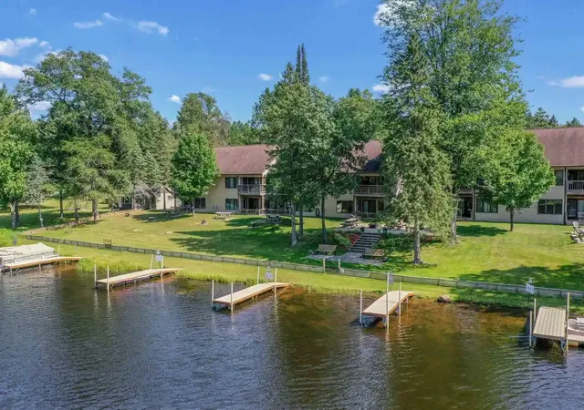 n10911-peshtigo-river-lane-lane-13-crivitz-wi-54114/hzid_09643330