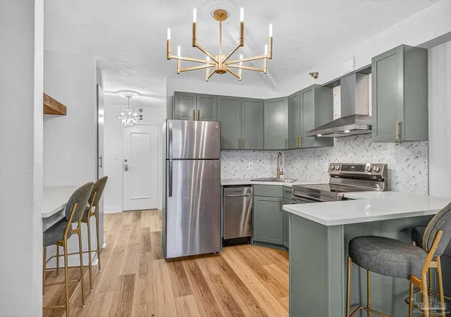 224-e-garden-st-251-pensacola-fl-32502/hzid_e61bda9e