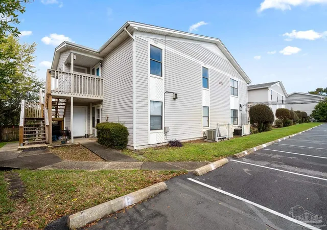 1301-redwood-ln-a-gulf-breeze-fl-32563/hzid_16c21f6a