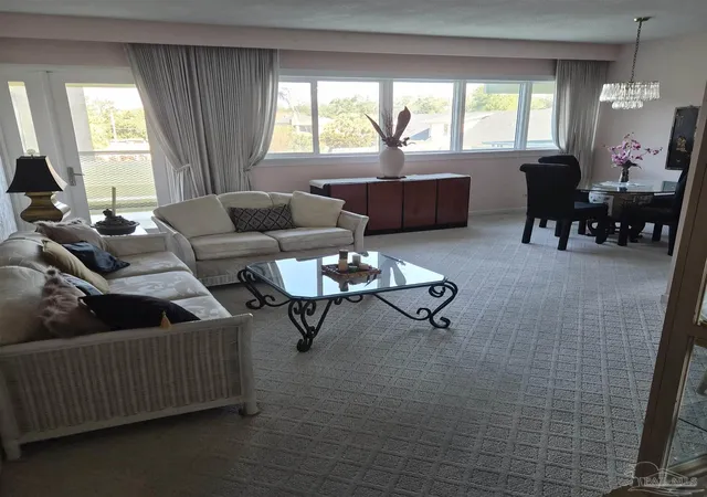 825-bayshore-dr-204-pensacola-fl-32507/hzid_35479218