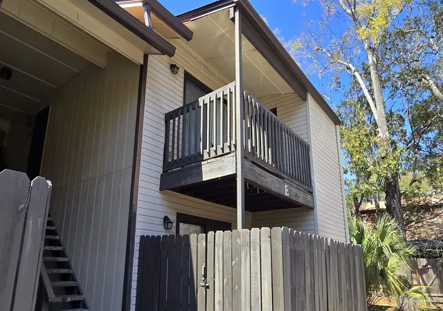 2201-scenic-hwy-e8-pensacola-fl-32503/hzid_b3d94246
