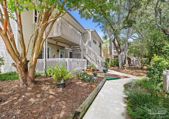 1200-shoreline-dr-gulf-breeze-fl-32561/hzid_4175f480